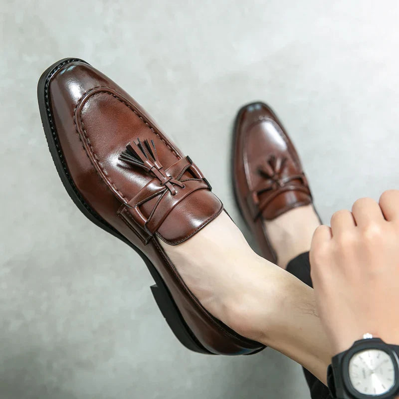 Mens Luxury Tassel Flats Leather Casual Office Designer Brogue Loafers Moccasin Wedding Oxford Footwear Dress Shoes for Men 2022