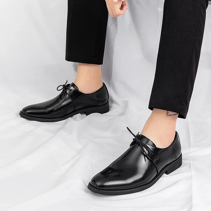 New Men's Solid-Color Belt Casual Shoe Are Comfortable And Classic Business Office Fair Dress Shoe Are Fashionable Wedding Shoes