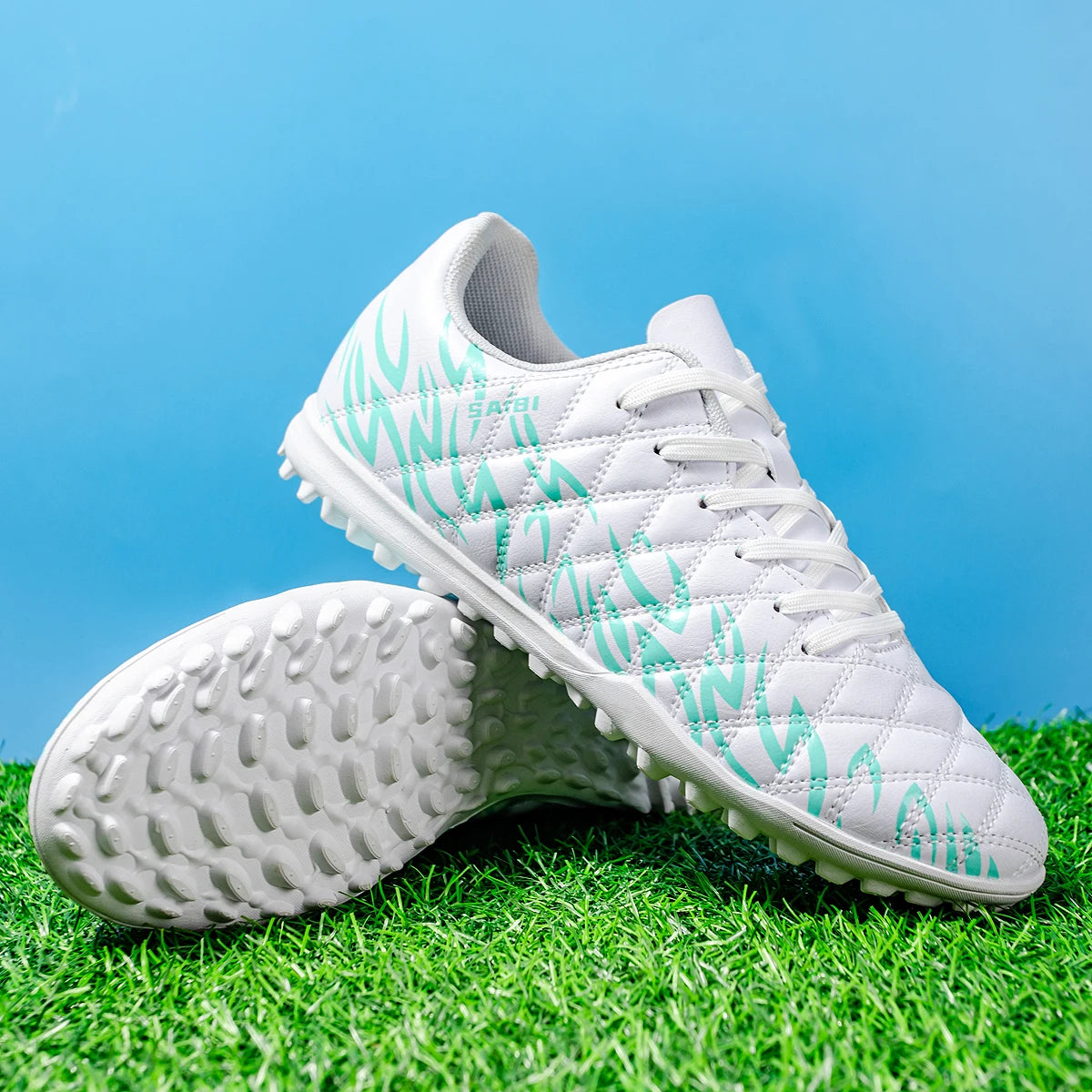 Multi-field Adaptable TF Soccer cleats Skin-friendly Breathable PU Fabric Rubber Anti-slip Sole Stable Daily Training Cleats