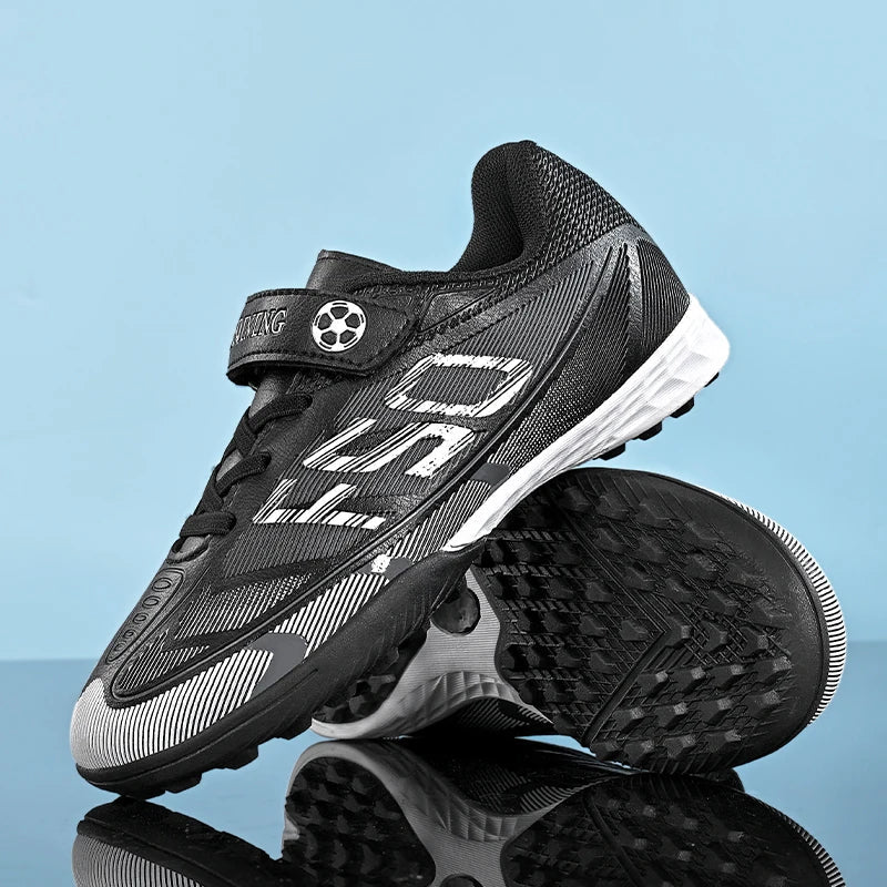 New Kid Football Boots Professional Match Match Boys Soccer Shoes Sports Shoes Non-Slip Sneakers Outdoor Comfortable Unisex