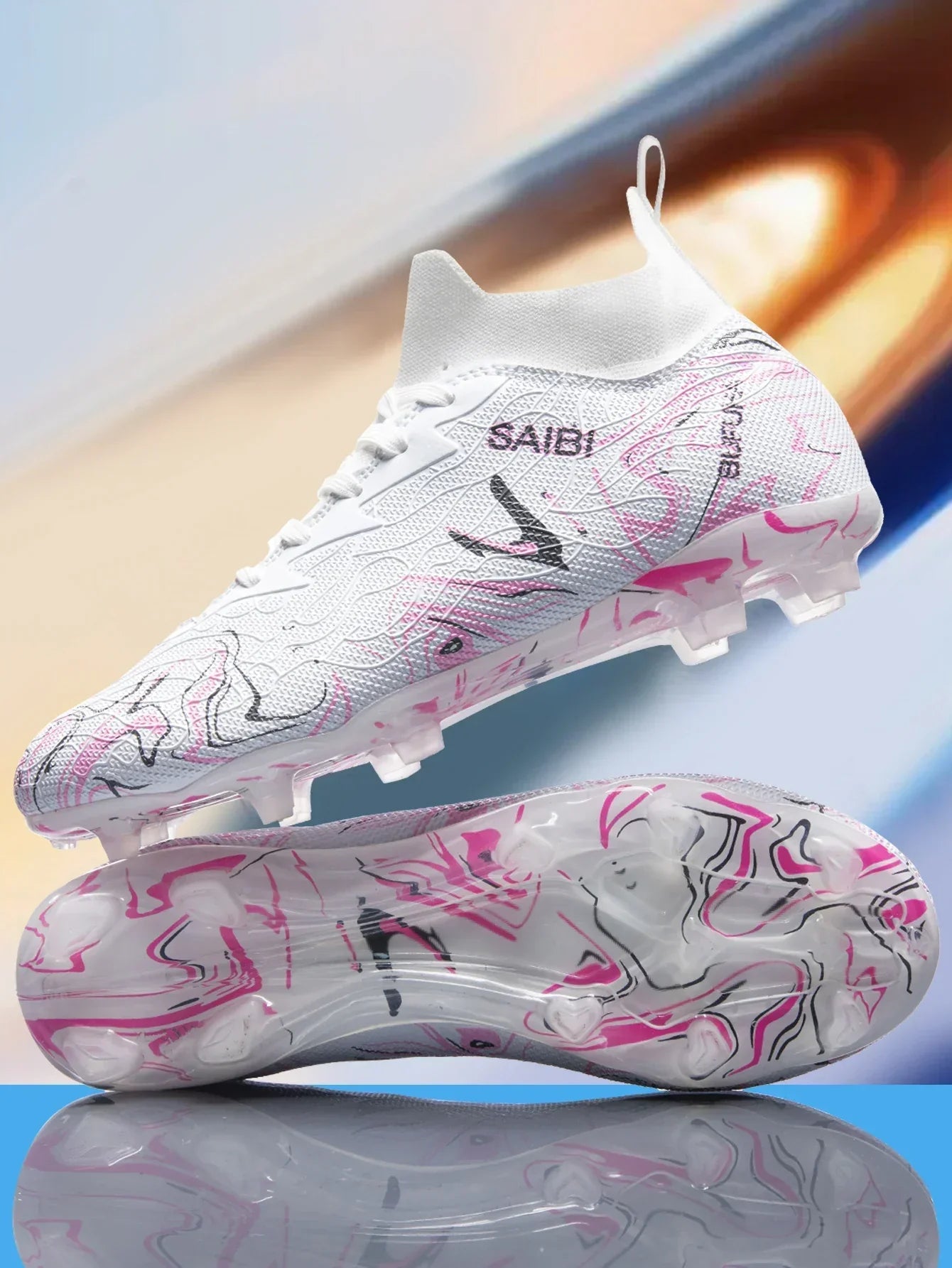 High-top football boots with long FG studs and TF studs,suitable for both men and women,featuring breathable and non-slip design