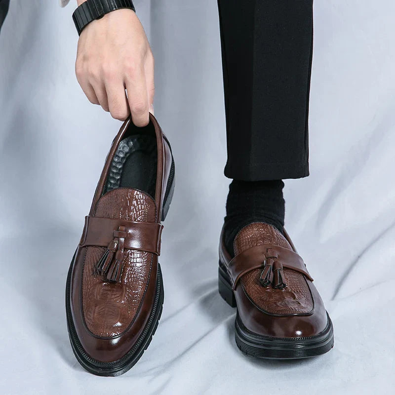 Men's Shoes Leather Men Fashion Spring Tassel Loafers Hot Sale Handmade Business Shoes Luxury Brand Lace-Up Men's Groom Footwear