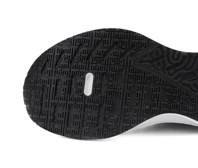 Men's Breathable Sports Shoes Spring New Mesh Casual Fashion Versatile Trendy Men's Shoes Summer Running Shoes Suitable for Outdoor Sports