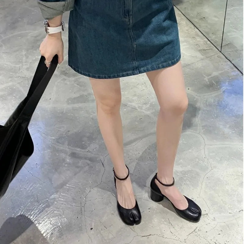 New Tabi Shoes Women Buckle Strap Split Toe Sandals  Women Chunky Round High Heels Women Fashion sandalias de las mujeres