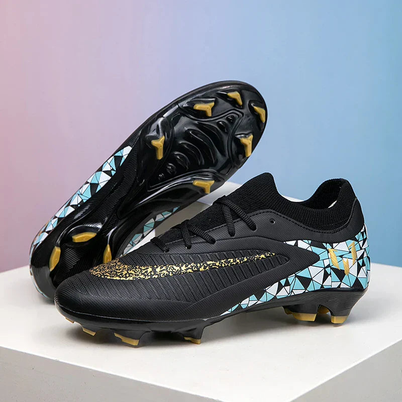 New Kid Match Boys Professional Non-Slip Comfortable Football Boots Sneakers Match Soccer Shoes Outdoor Sports Shoes Unisex