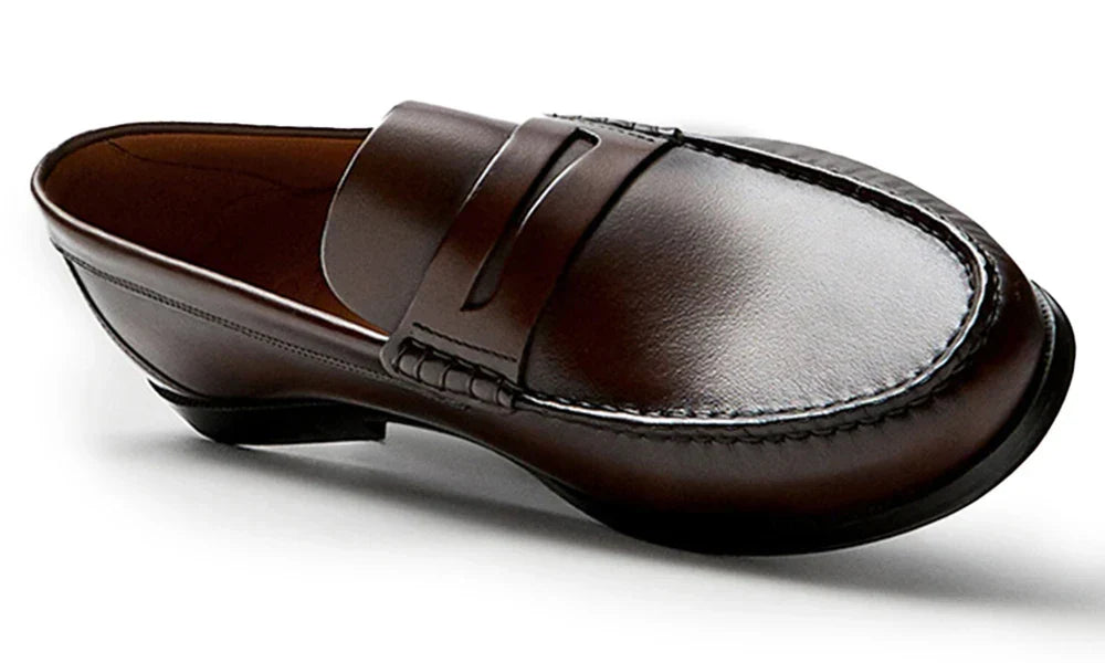 Men's Calf Leather Loafers Breathable Slip-On Casual Moccasins Cowhide Shoes Comfortable Fashion Footwear for Everyday Use