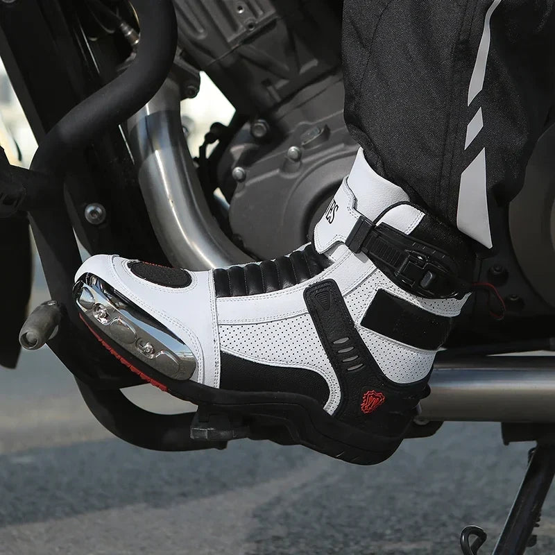 Men Motorcycle Boots Breathable Anti-fall Rider Road Racing Casual Shoes Boots Gear Shift Rubber Sole Reflective Motorbike Shoes