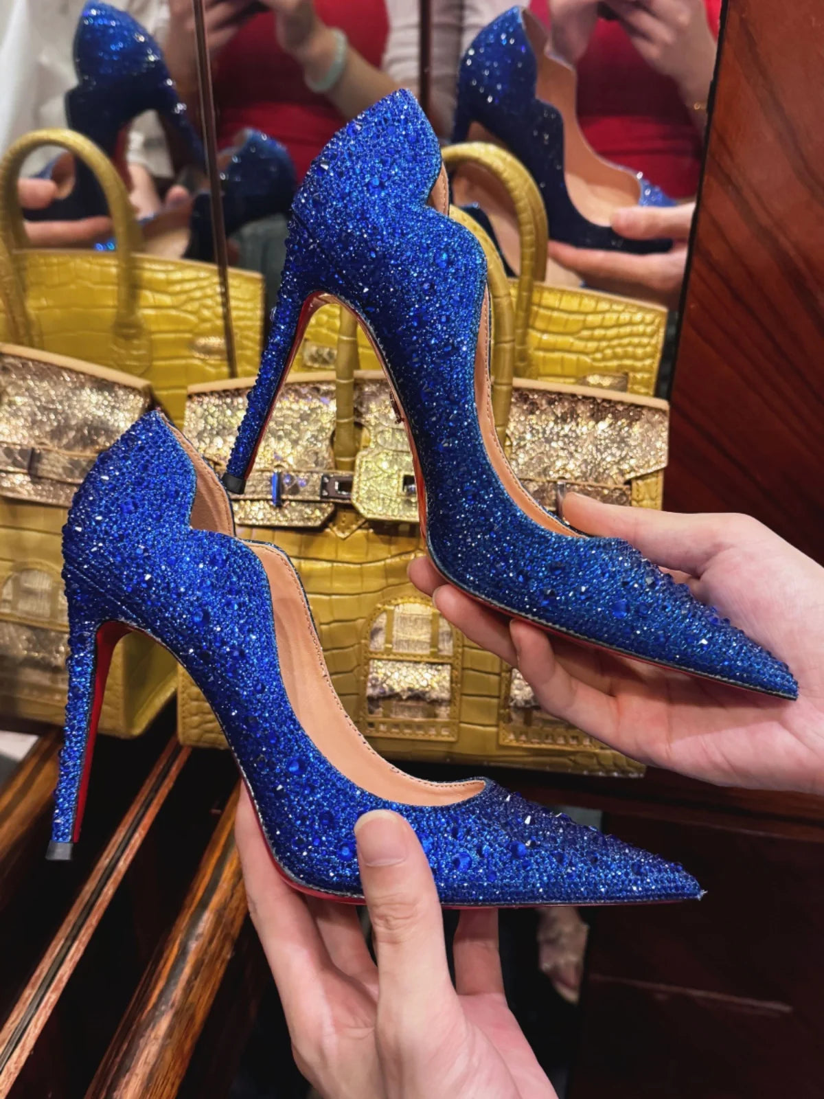 Full Diamond New Gold Fine Heel Pointed Fashion Versatile High Heels Water Diamond Wedding Shoes Women's Bridal Shoes