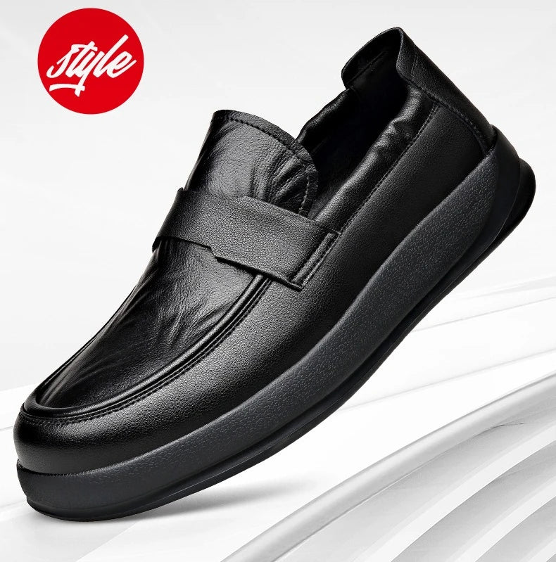 Spring Summer New Genuine Leather Shoes Men Solid Color Fashion Loafers Male Soft Sole Anti-slip Height-increasing Loafers Man