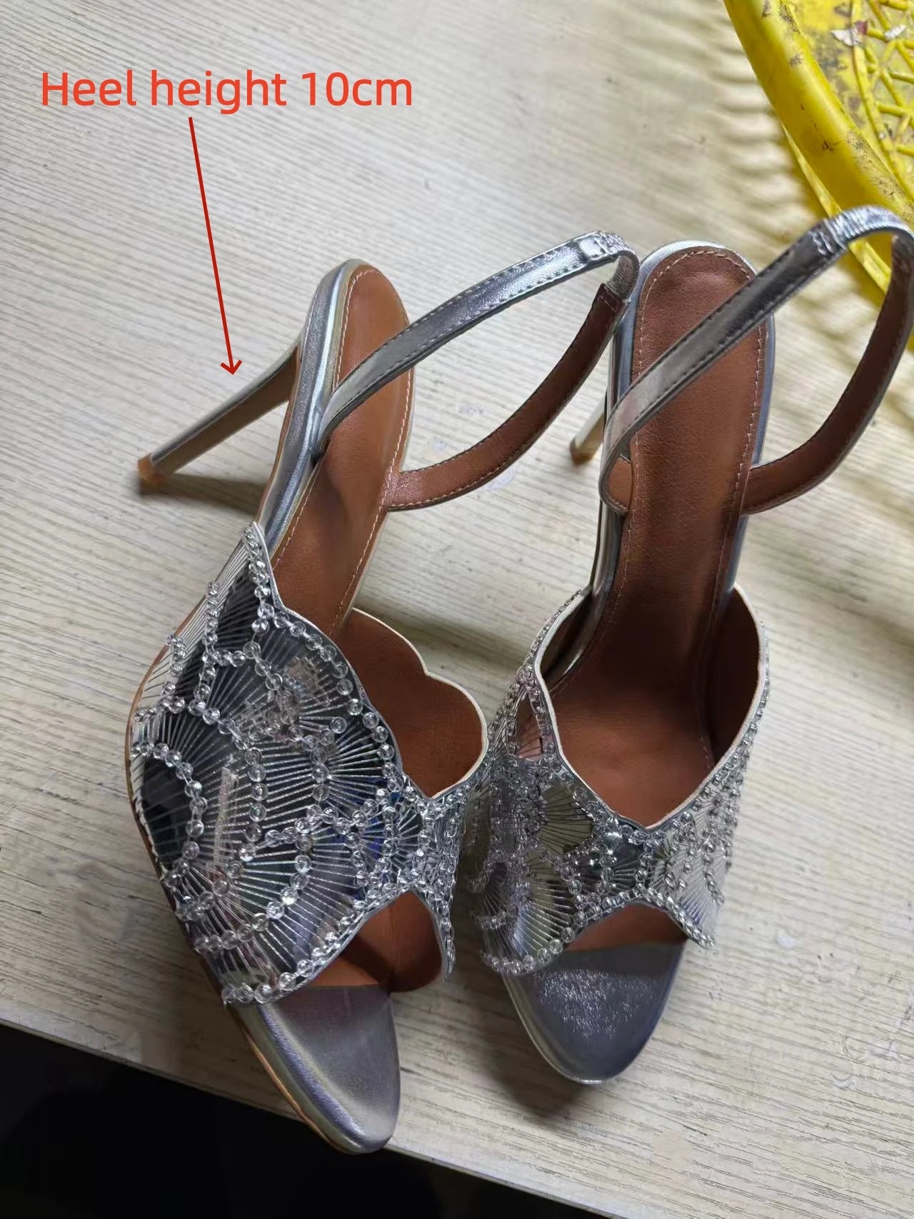 2026 New Gold Pineapple Sexy Rhinestone Fine High Heel Sandals Women's Outdoor Wear Glamorous Lady Executive Plus Size Slippers
