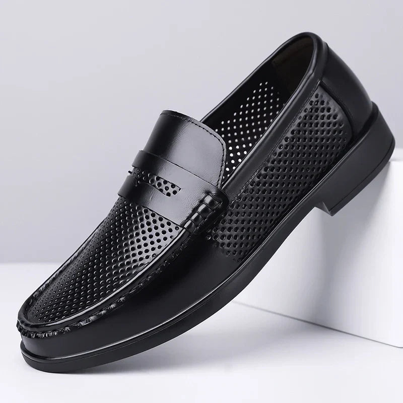 2026 Summer Mens Leather Loafers Slip on Casual Shoes Breathable Moccasins Comfortable Walking Office Flats Male Walking Shoes
