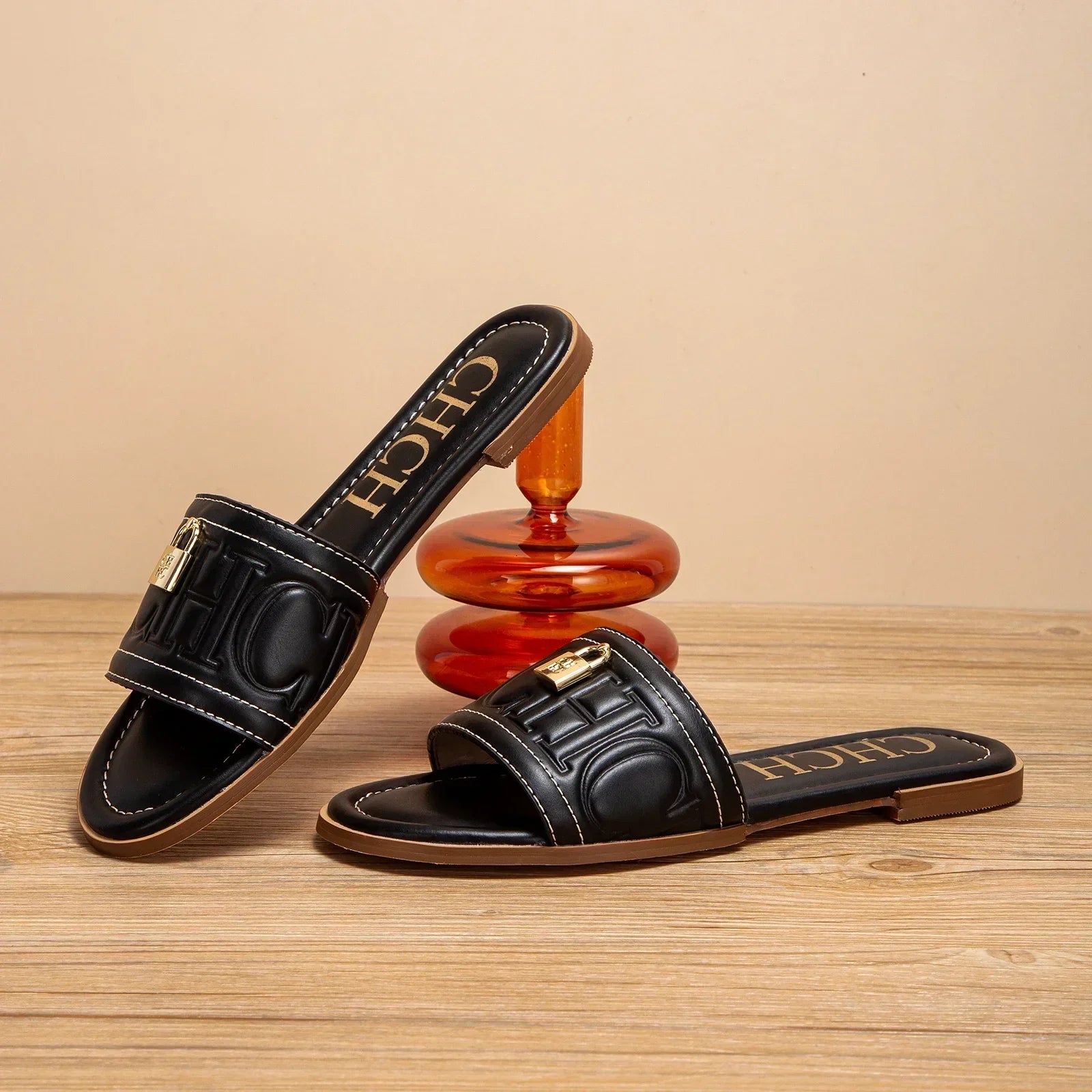 Woman Flat Shoes Summer New Solid Color Embossed Sandals Simple Fashion Slippers For Girl Students Shoes