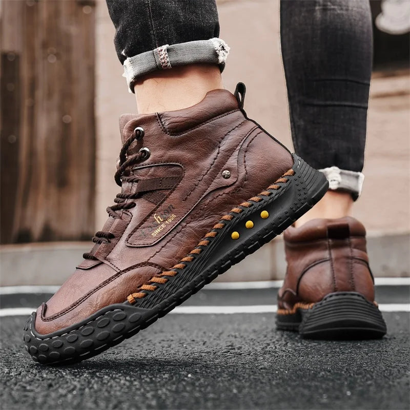 Men's Hand-Stitched Fashion Boots, Retro Lace-Up Mid-High Casual Shoes, Suitable for Spring and Autumn Daily Wear, Outdoor Hiking Boots, Comfortable Large-Size Men's Shoes