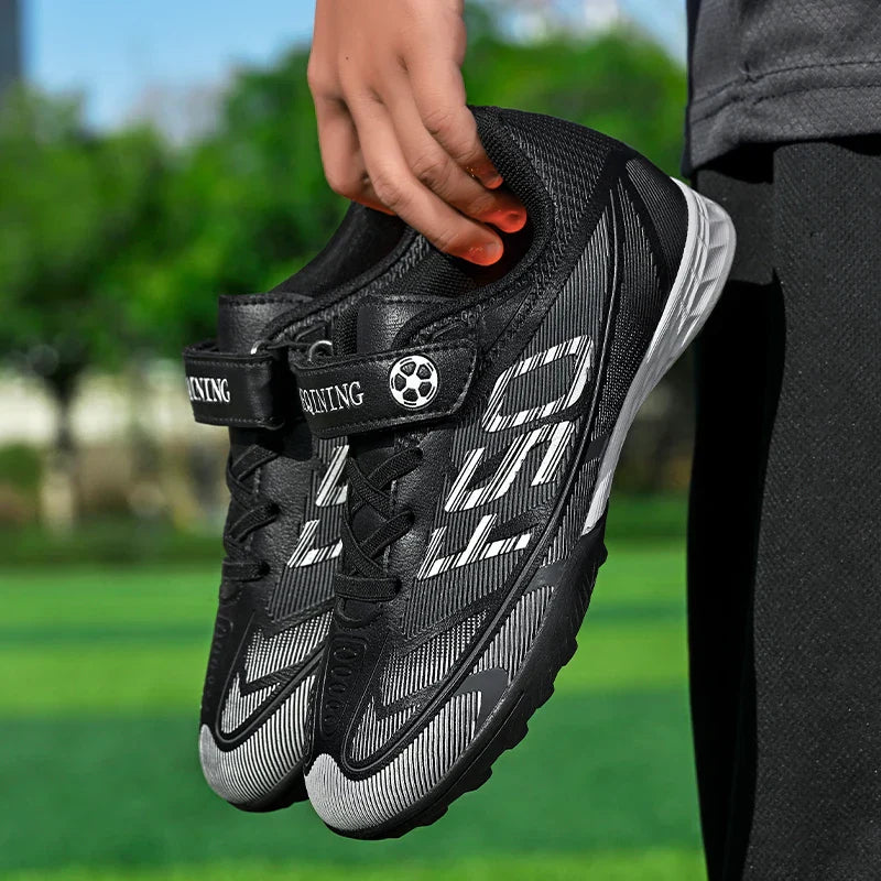 New Kid Match Boys Football Boots Sneakers Professional Non-Slip Sports Shoes Match Soccer Shoes Outdoor Comfortable Unisex