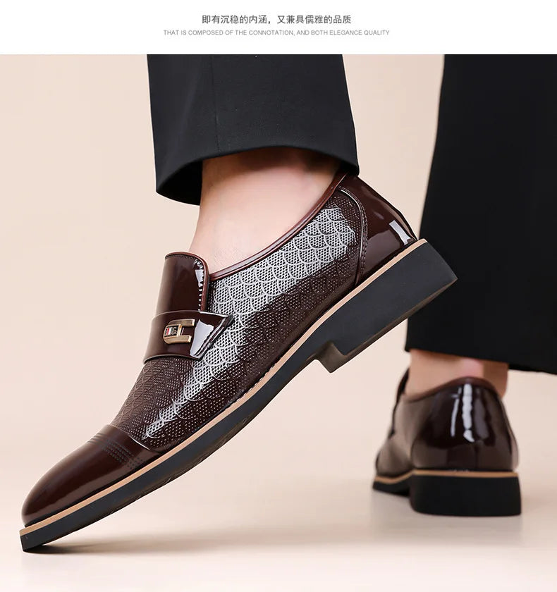 New Designer Patent Leather Wedding Shoes for Men Solid Color Business Casual Shoes Male Spring Autumn Fashion Dress Shoes Man
