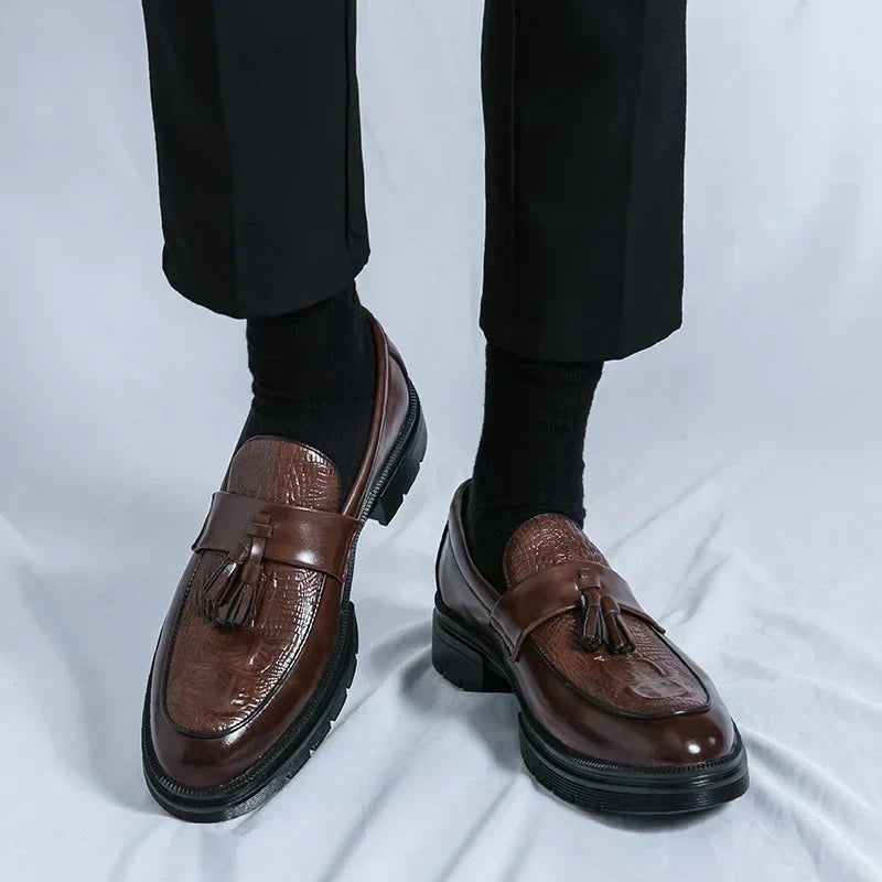 Men's Shoes Leather Men Fashion Spring Tassel Loafers Hot Sale Handmade Business Shoes Luxury Brand Lace-Up Men's Groom Footwear
