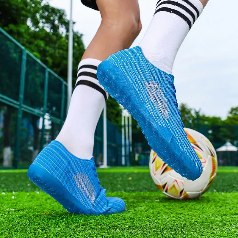 All Ground New Football Boots Men Lightweight Anti-slip Soccer Cleats Outdoor Grass Field Training Professional Sports Footwear